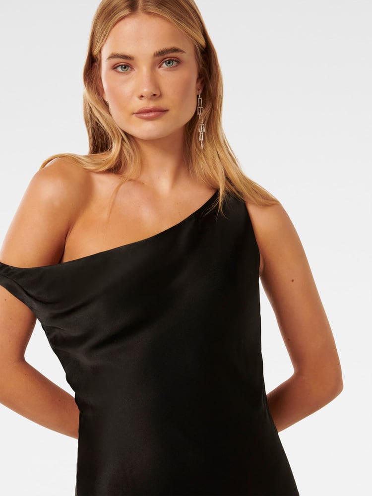 Forever New Black Blake Satin Tipped Shoulder Maxi Dress - Image 2 of 4
