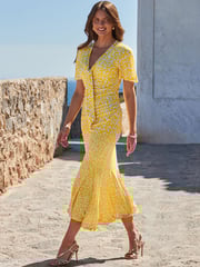 Sosandar Yellow Spot Print Ruchded Front Frill Hem Jersey Midaxi Dress - Image 3 of 5