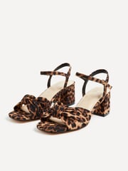 Linzi Brown Toronto Blocked Heel Sandals With Pipped Upper - Image 6 of 6