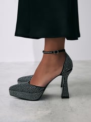 Black Forever Comfort® Platform Pointed Sandals - Image 1 of 6