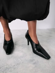 Black Premium Leather High Cut Chisel Toe Court Shoes - Image 4 of 10