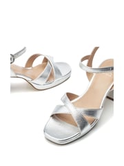 Moda in Pelle Marli Cross Over Block Heel Platform Sandals - Image 4 of 4