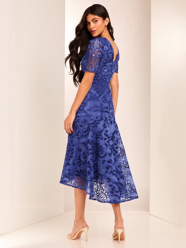 Lipsy Blue Premium Broderie Lace Shortss Sleeve V Neck High Low Midi Dress - Image 4 of 4 Lipsy Blue Premium Broderie Lace Shortss Sleeve V Neck High Low Midi Dress - Image 4 of 4