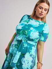 Yours Curve Green Floral Skater Dress - Image 4 of 5