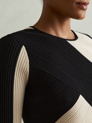 Reiss Black/Camel Jem Knitted Colourblock Asymmetric Midi Dress - Image 3 of 5
