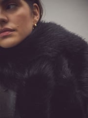 Black Faux Fur Scarf - Image 4 of 7