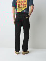 Wrangler Black Original Fit 13MWZ Cowboy Cut 100% Cotton Jeans - Image 2 of 7