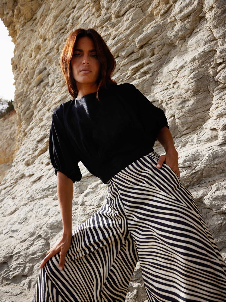 Ro&Zo Black Blouson Sleeve Top - Image 5 of 5