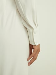 Reiss White Hattie Plunge-Neck Crepe Maxi Dress - Image 4 of 6
