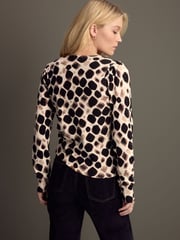 Brown Neutral Crew Neck Long Sleeve Pattern Knitted Jumper - Image 4 of 8