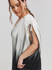 Simply Be White Ombre Plisse Maxi Dress - Image 3 of 5