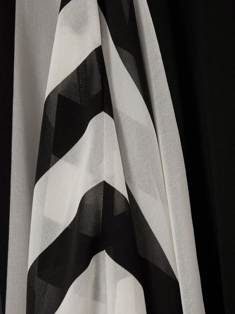 Reiss Black/White Dita Jersey Flared Hem Midi Dress - Image 5 of 5