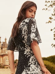 Lipsy Polka Dot Flutter Sleeve Floral Chiffon Midi Dress - Image 4 of 4