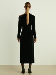 Reiss Black Brooke Off-the-Shoulder Velvet Dress - Image 4 of 5
