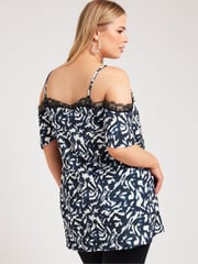 Yours Curve Black Lace Cold Shoulder Swing Top - Image 4 of 5
