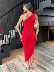 AX Paris Red One Shoulder Asymmetric Hem Ruched Midi Dress - Image 2 of 4