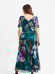 Scarlett & Jo Green Curve Isabelle Angel Sleeve Maxi Dress - Image 4 of 4