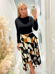 AX Paris Geometric Print 2 in 1 Long Sleeve Double Frill Split Black Midi Dress - Image 4 of 4