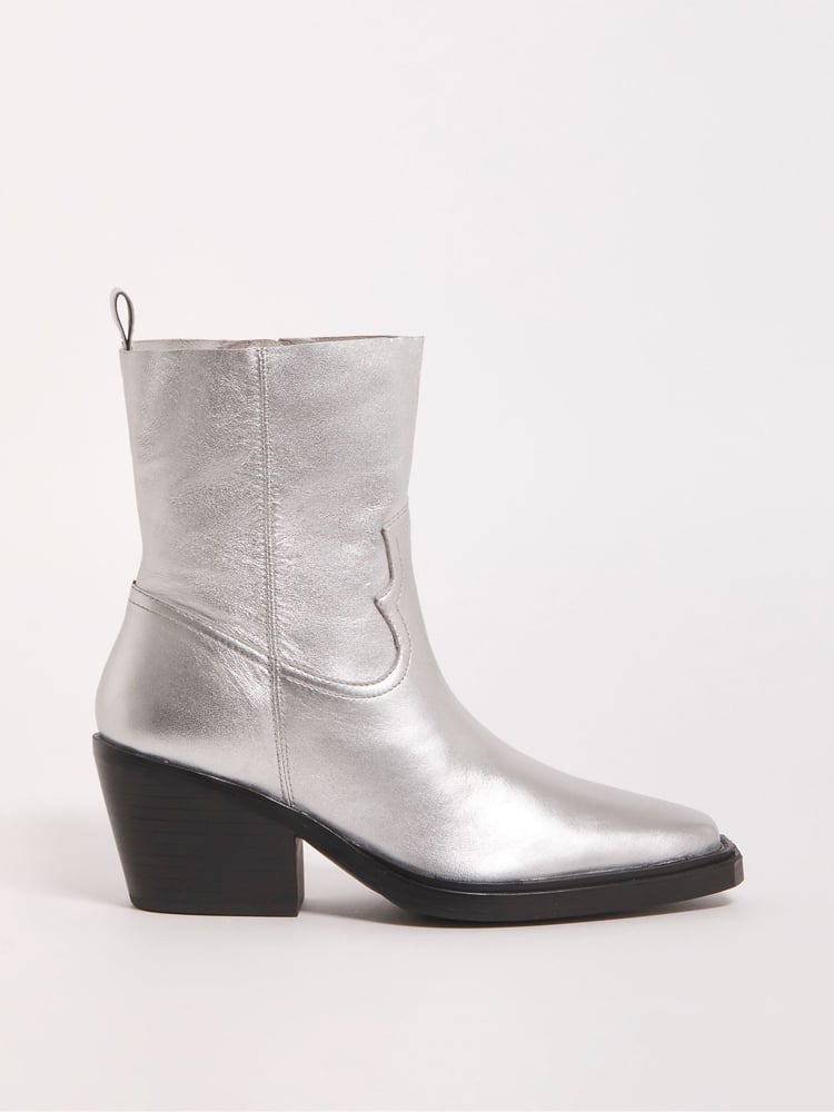 Simply Be Silver Extra Wide Fit Stretch Ankle Western Boots - Image 4 of 4