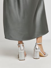 Simply Be Silver Barely There Block Heel Sandals In Wide Fit - Image 2 of 4
