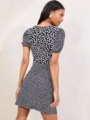 Monochrome V-Neck Twist Underbust Jersey Mini Dress - Image 4 of 4