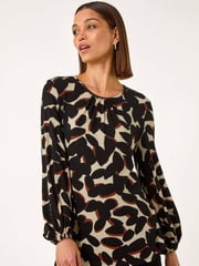 Roman Abstract Print Textured Top - Bild 4 von 5