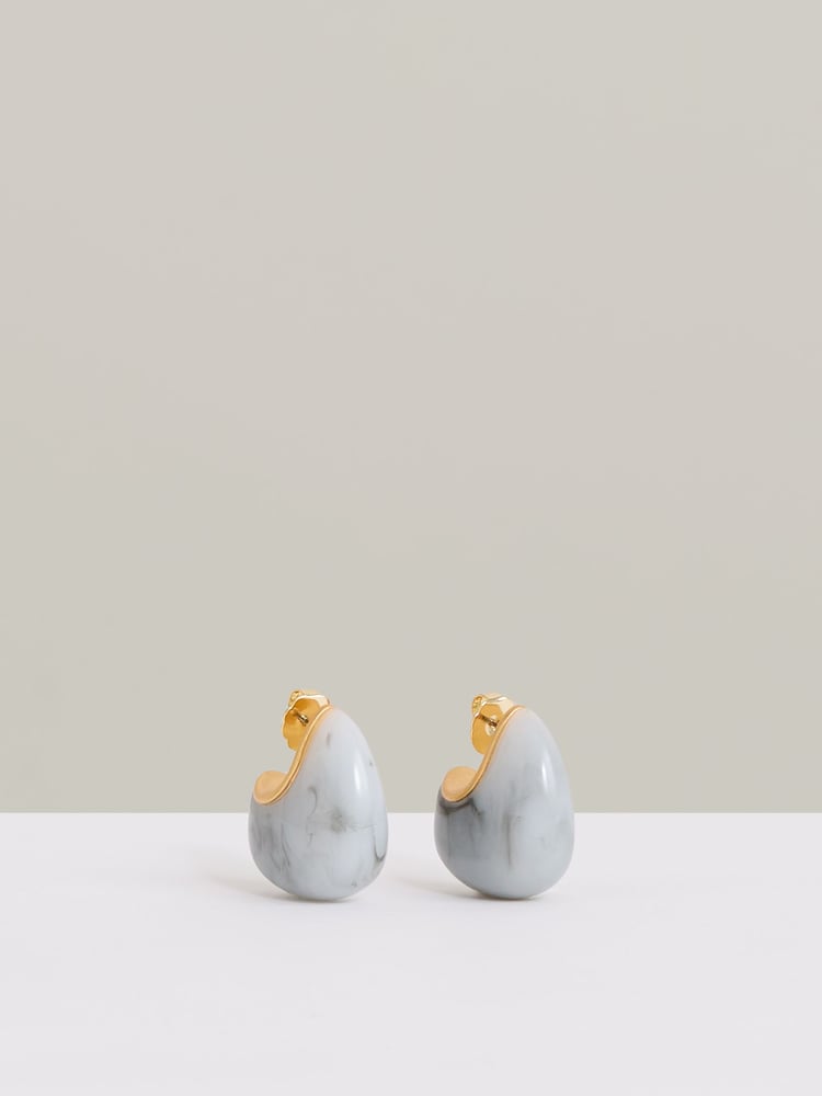 Reiss Gold Tone Carlotta Curve Marble Scoop Earrings - Image 1 of 4