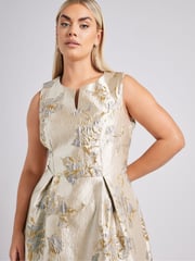 Yours Curve Gold London Jacquard Floral Notch Neck Dress - Image 4 of 5