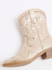 River Island Gold Girls Suede Western Boots - Image 4 of 5