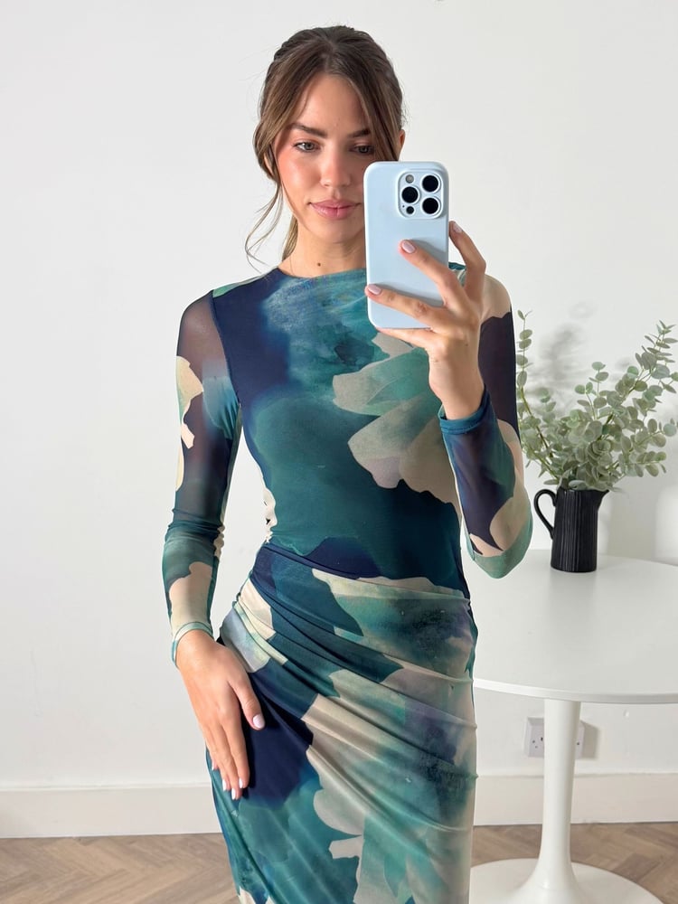 Style Cheat Blue Large Scale Floral Maeva Mesh Maxi Dress - Image 4 of 4
