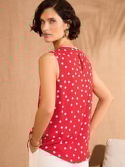 Love & Roses Red Sleeveless Scallop Detail Shell Top - Image 2 of 4