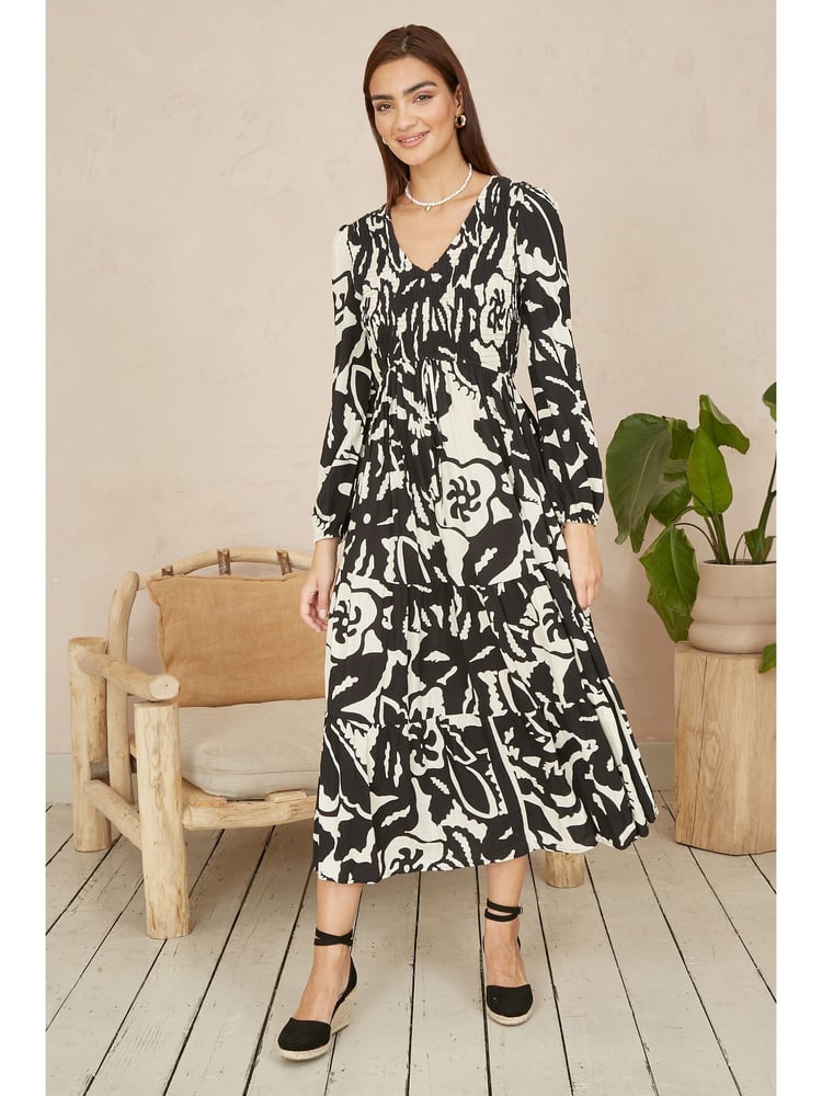 Yumi Black Abstract Print Ruched Midi Dress With Long Sleeves - Image 2 of 4