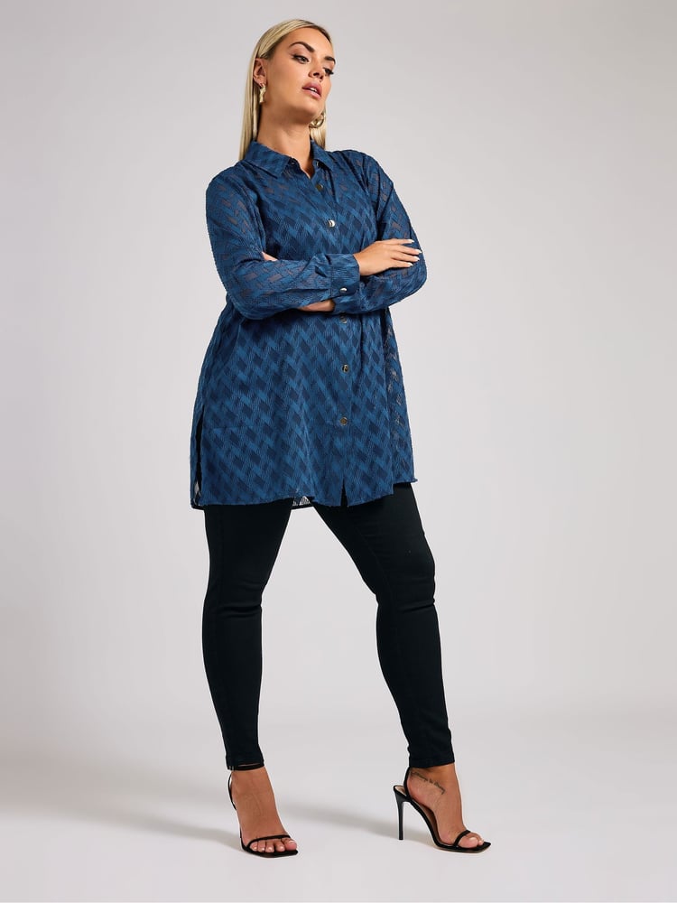 Yours Curve Blue London Textured Long Line Shirt - Image 2 of 5