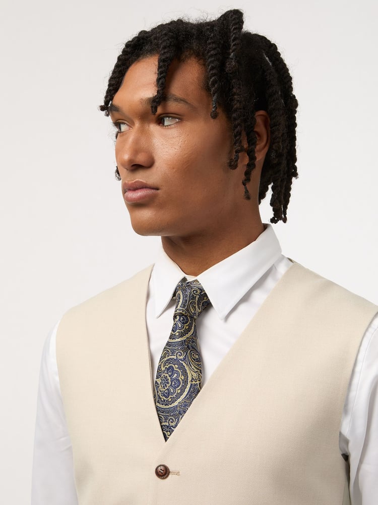 Antique Rogue Cream Blake Waistcoat - Image 2 of 2
