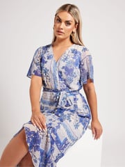 Yours Curve Blue London Scarf Print Wrap Ruffle Dress - Image 4 of 4