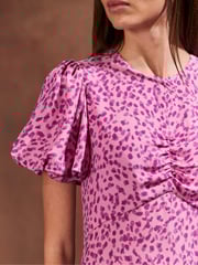 Ro&Zo Pink Print Puff Sleeve Midi Dress - Image 2 of 4
