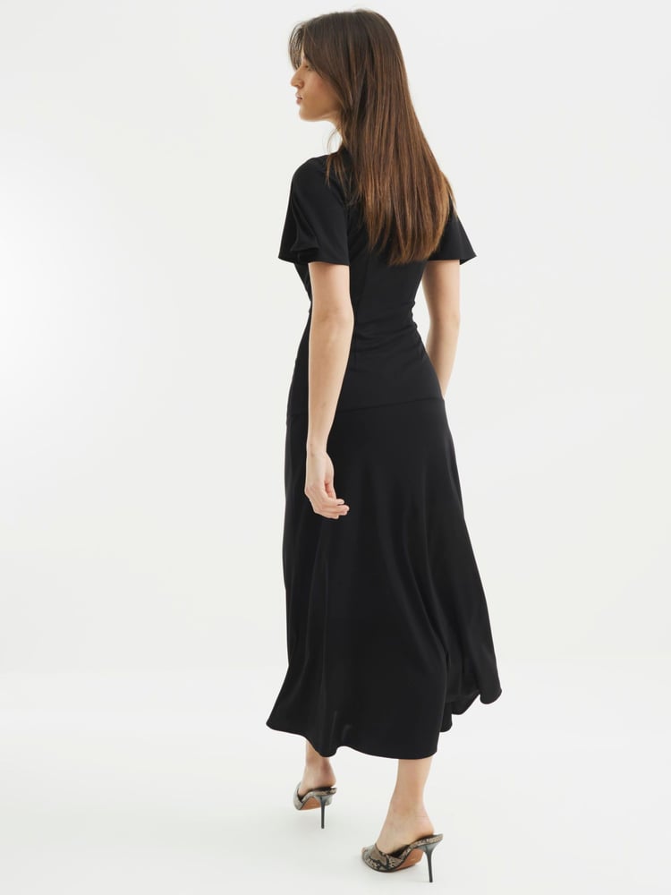 River Island Black Ruched Front Maxi Dress - Image 2 of 5 River Island Black Ruched Front Maxi Dress - Image 2 of 5