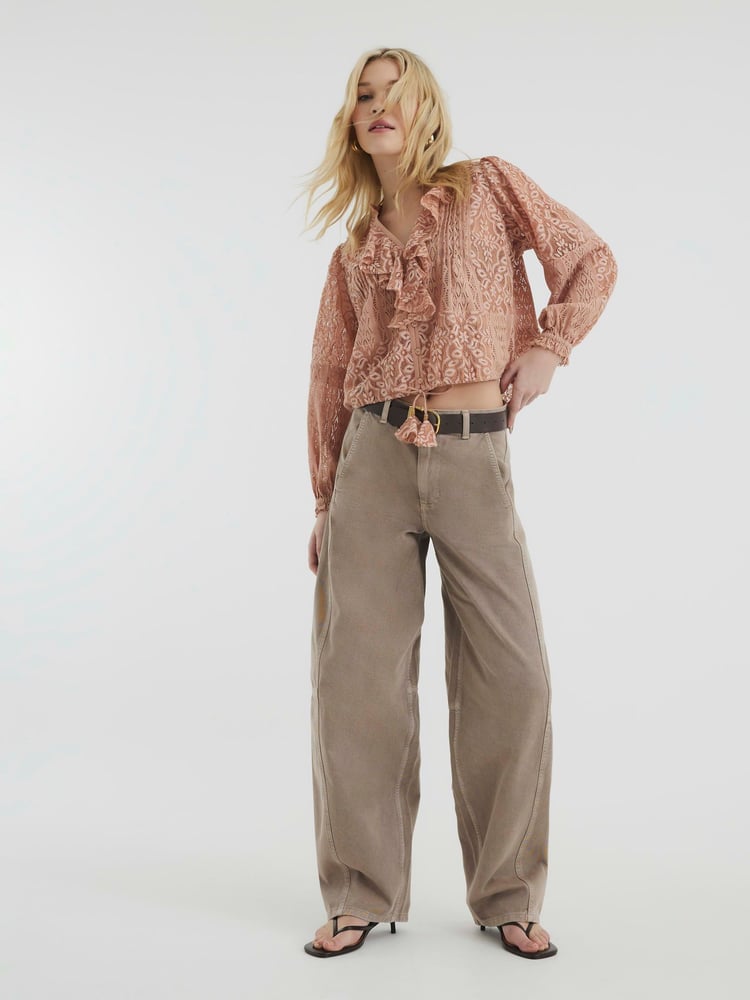 River Island Pink Lace Ruffle Top - Image 2 of 5 River Island Pink Lace Ruffle Top - Image 2 of 5