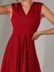 Jolie Moi Red Plain Sleeveless Midi Dress - Image 3 of 6