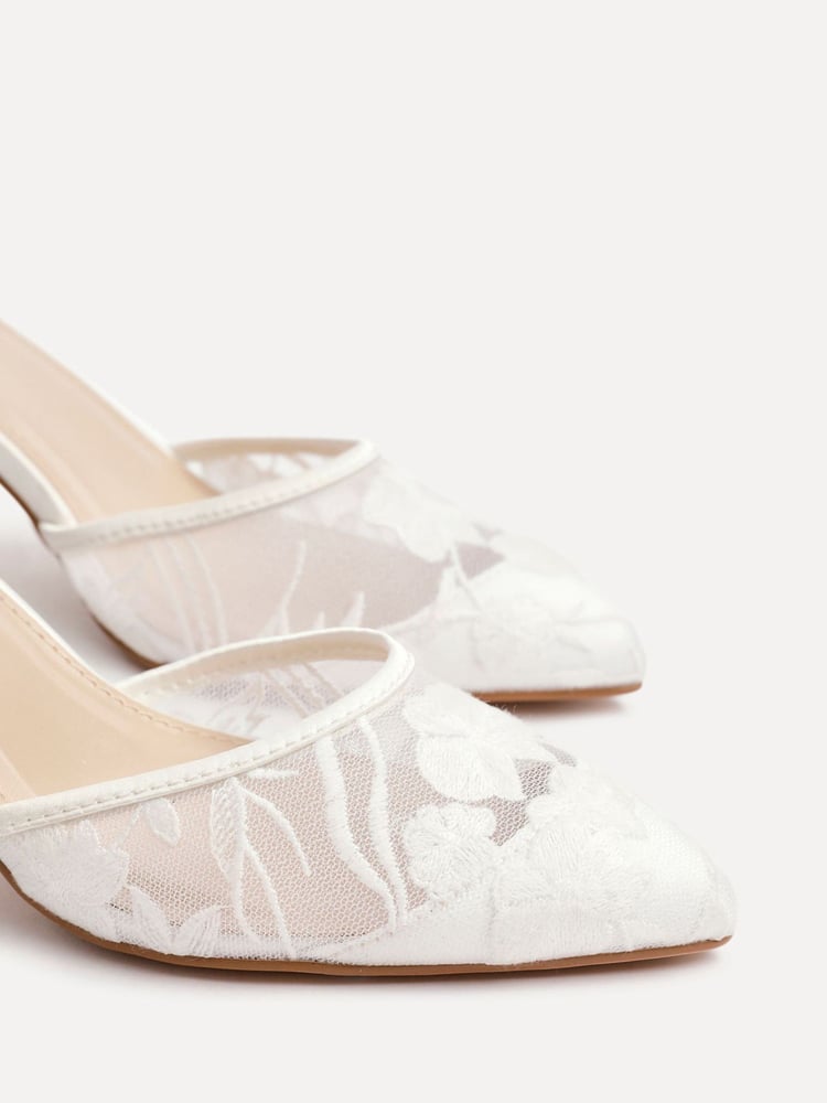 Linzi Cream Essence Floral Lace Court Heels - Image 5 of 5