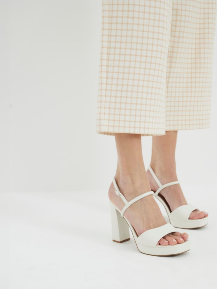 River Island White Sling Back Platform Sandals - Image 1 of 6 River Island White Sling Back Platform Sandals - Image 1 of 6