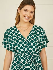 Yumi Green Geometric Print Wrap Jumpsuit - Image 3 of 5