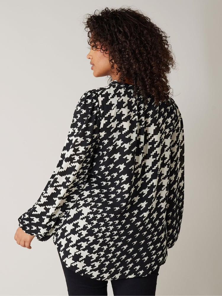 Evans Tie-Neck Long Sleeve Blouse - Image 2 of 4