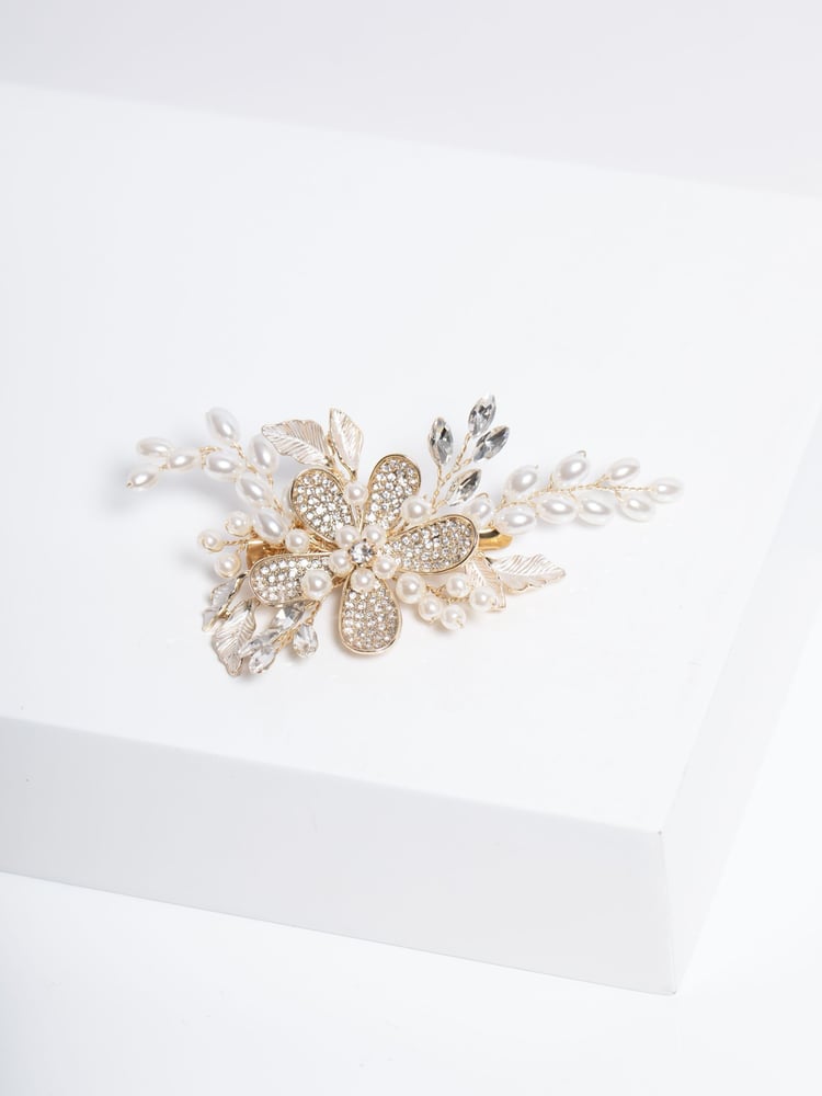 Jon Richard Gold Floral Pearl Hair Slide - Image 2 of 3