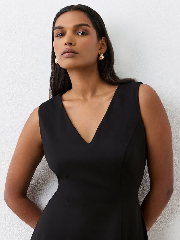 Finery Black Adele Ponte Jersey Midi Dress - Image 2 of 4