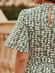 Sosandar Green Printed Belted Jumpsuit - Image 5 of 5