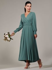 Jolie Moi Green Petite Petite Long Sleeve Soft Silky Jersey Maxi Dress - Image 4 of 6