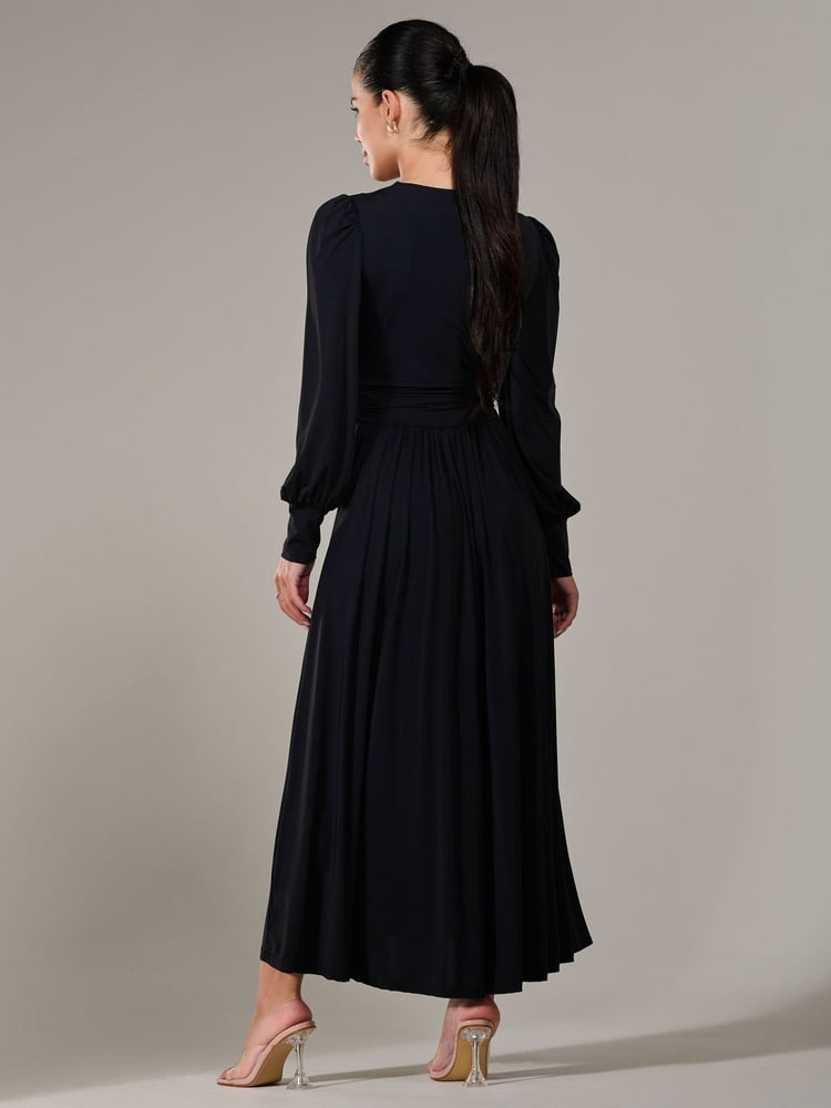 Jolie Moi Black Petite Petite Long Sleeve Soft Silky Jersey Maxi Dress - Image 2 of 6