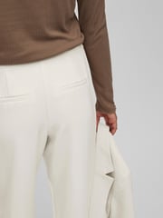 VILA Cream Carrie Suit Trousers - Image 5 of 7