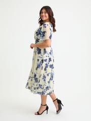 Scarlett & Jo Cream Blue Victoria Angel Sleeve Mesh Long Midi Dress - Image 2 of 4